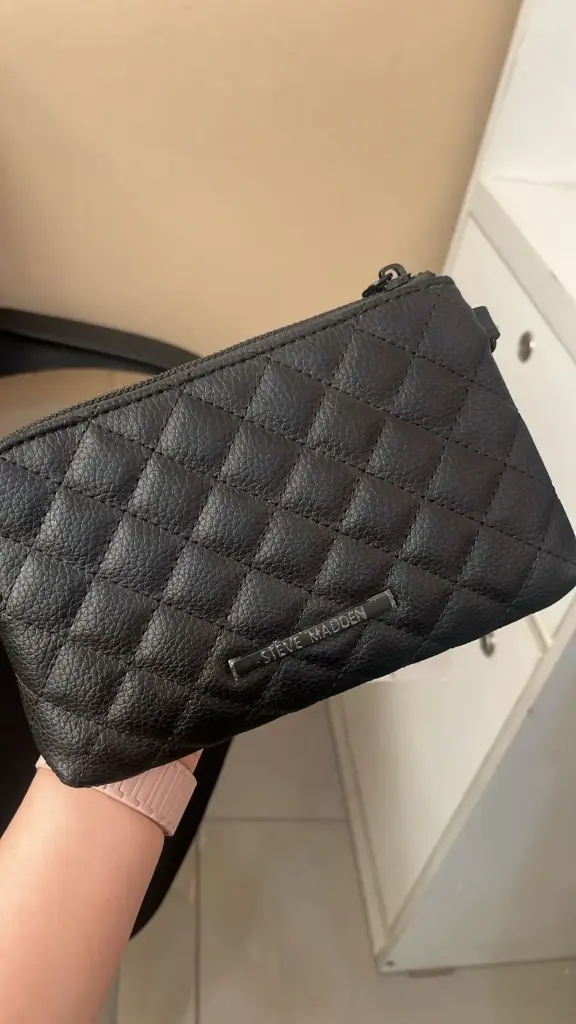 Steve Madden Btrell Quilted Wrislet - Black 
